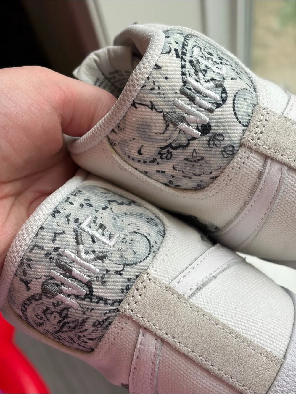 Nike SB Light Gray/White Skate Shoe Insole